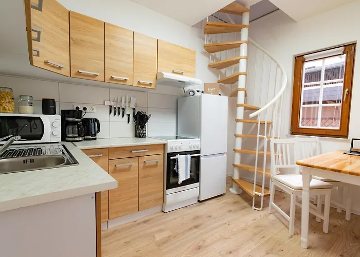 Charmantes Denkmalgeschuetztes Tiny House Am Rhein Rhens