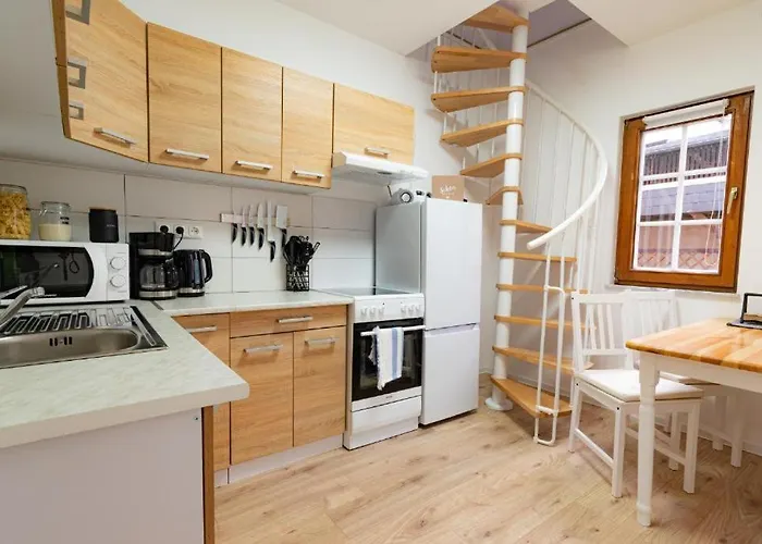 Charmantes Denkmalgeschuetztes Tiny House Am Rhein Rhens